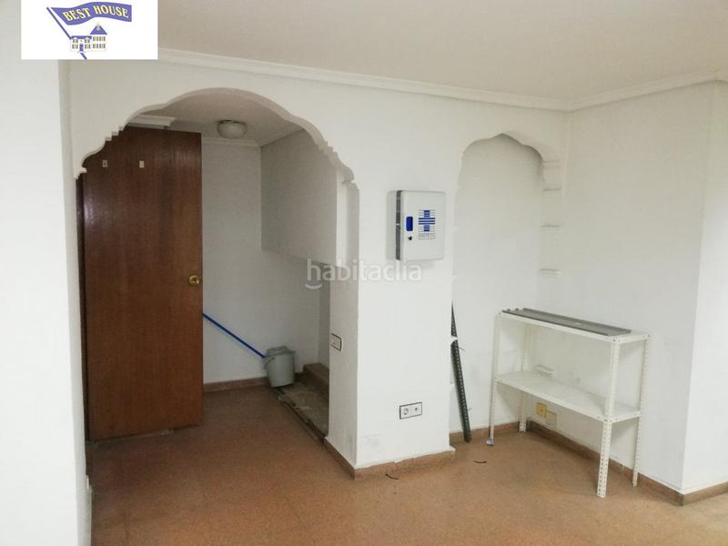 Foto 809b3d2f-ae2d-4630-981c-197e907f0658. Location local commercial avec chauffage dans Centro Albacete