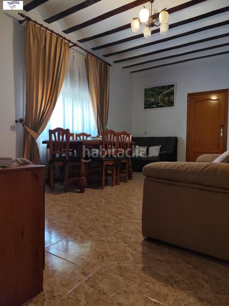 Foto fad51080-97d6-4926-84d6-9d98d4f3ef08. Casa amb calefacció a Valdeganga
