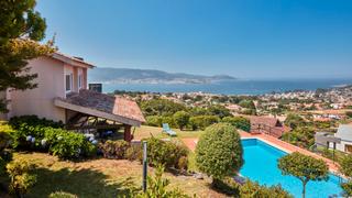 Casa a Priegue. Vivienda unifamiliar en nigrán con vistas abiertas a la ría