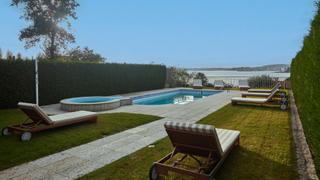 Casa aparellada a Dorrón. Chalet con vistas al mar y acceso directo al paseo de la playa d