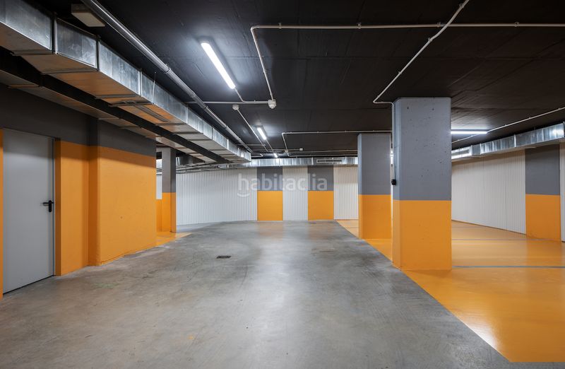 Foto a0ea5dfc-7c23-4b4f-91ce-3ab52555e99f. Aparcament cotxe a plaza ángel ron fraga 6 a San Pablo - Juan Flórez Coruña (A)