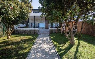 Maison  Avenida ernesto che guevara 80. Vivienda unifamiliar con vistas al mar en perillo.