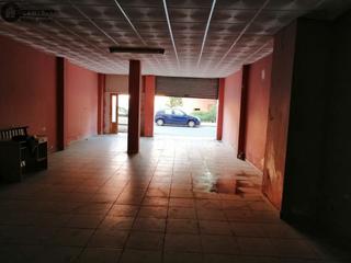 Lloguer Local Comercial a Parque Sur. Inmobiliaria tejares alquila local comercial zona parque sur