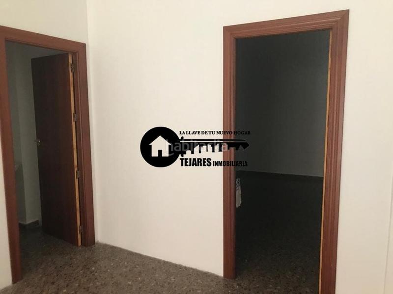 Foto d3ad9035-67b4-4a65-bc8f-7e260d94cb4f. Alquiler local comercial inmobiliaria tejares alquila local comercial . zona eroski en Albacete