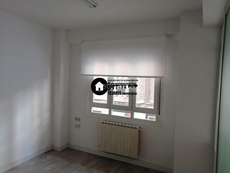 Foto 314bfc7f-4213-451d-b431-cbd6a9c84576. Rent business premise with heating in Feria Albacete