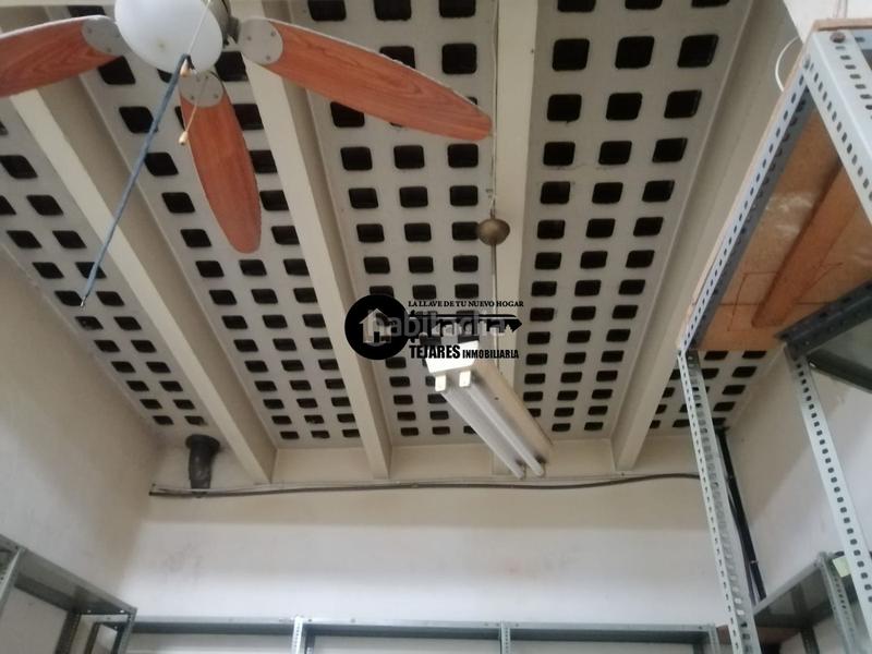 Foto b8fba3a8-7f97-4f4c-8390-1592f5d03479. Alquiler local comercial inmobiliaria tejares alquila local comercial .zona centro villa cerrada en Albacete