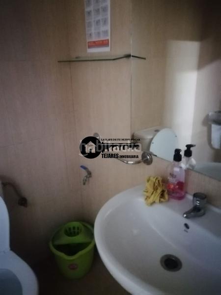 Foto f9620bf4-73c8-4898-bbf7-e1836300a589. Rent business premise with heating in Feria Albacete