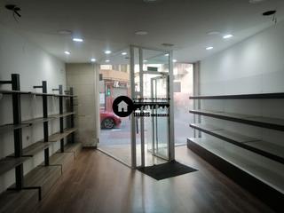 Lloguer Local Comercial a Feria. Inmobiliaria tejares alquila local comercial .zona centro villa