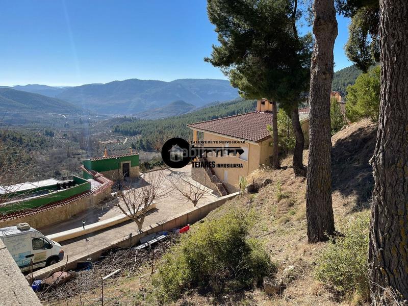 Foto a83aa1ee-b857-45cc-8c04-f0344b513f26. Finca rústica a Bogarra