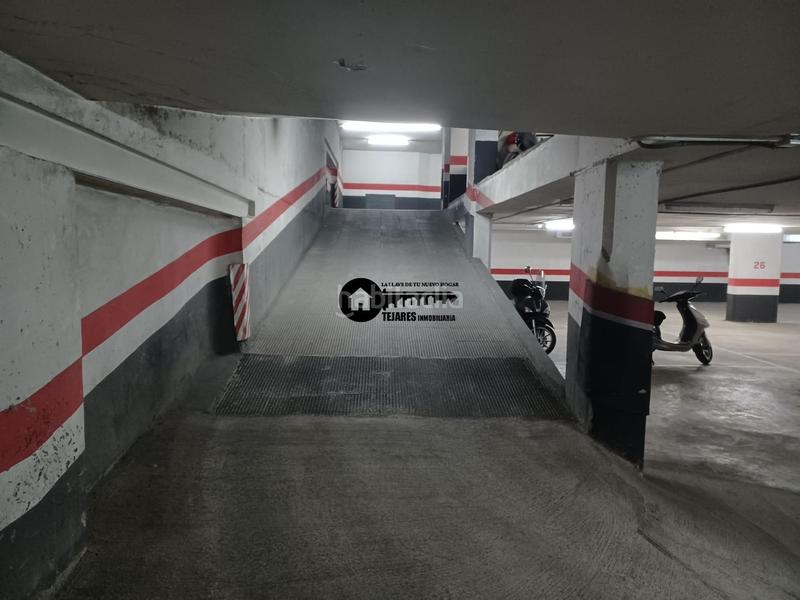 Foto 68af8282-60b2-4aa3-a9d2-a5a9121b9ab7. Parking coche inmobiliaria tejares vende plaza de garaje en zona hospitalparque sur en Albacete