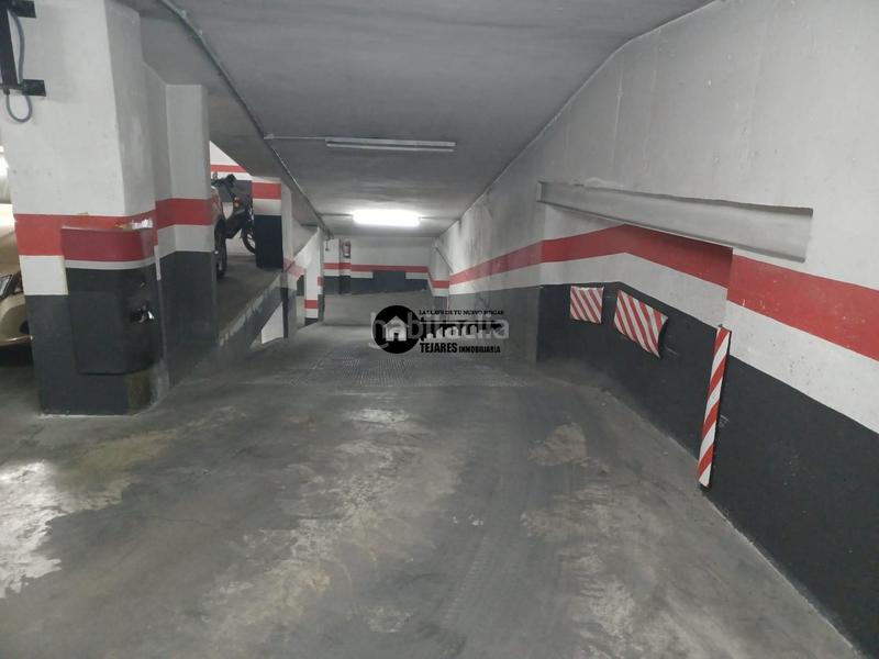 Foto db8735e2-e306-4f55-ad3e-368ec7fed3ad. Parking coche inmobiliaria tejares vende plaza de garaje en zona hospitalparque sur en Albacete