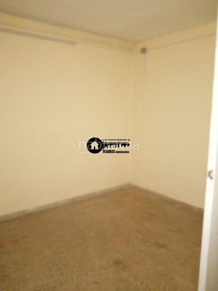 Foto dfc2e6e8-eb31-4cdb-bd0c-02b8f53da43b. Alquiler local comercial inmobiliaria tejares alquila local excelente ubicacionzona centro en Albacete