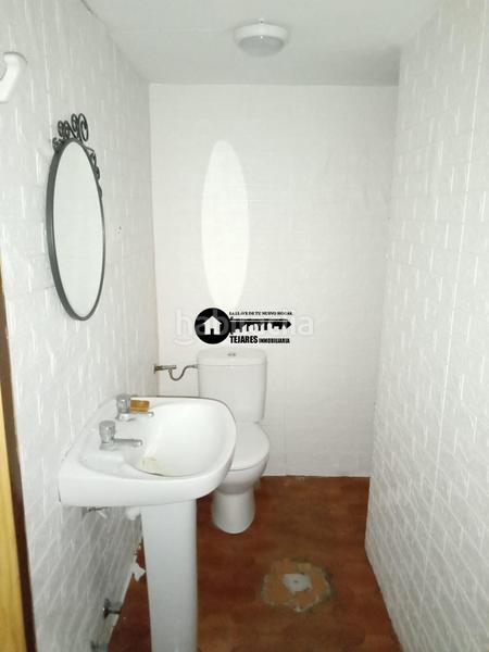 Foto fccdcbaa-ab9e-4a84-910f-627baa68dca1. Alquiler local comercial inmobiliaria tejares alquila local excelente ubicacionzona centro en Albacete