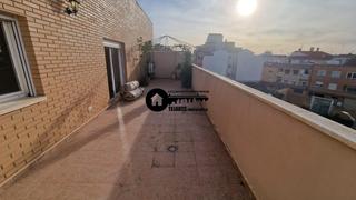 Dachwohnung in San Pedro. Inmobiliaria tejares vende atico duplex zona carrefour