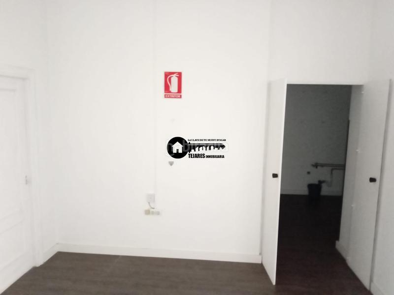 Foto 2d34c7e8-875a-4d0c-aee8-9497064cbb7b. Alquiler local comercial inmobiliaria tejares alquila local excelente estadozona villa cerrada en Albacete