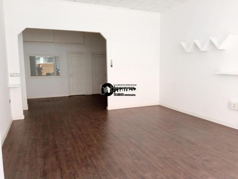 Foto 8cee9e31-a55e-4df5-8235-db231e4827b4. Alquiler local comercial inmobiliaria tejares alquila local excelente estadozona villa cerrada en Albacete