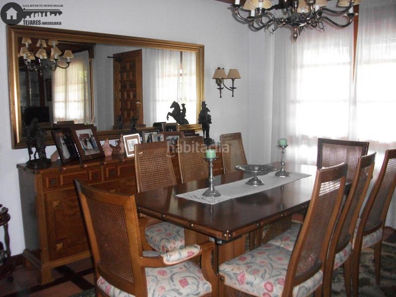 Foto 6411a7b2-e1d6-4af7-bada-a8ecd68b59e0. Chalet inmobiliaria tejares vende chalet de lujo en aguasol en Albacete