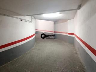 Miete Autoparkplatz in Carretas - Pajarita. Inmobiliaria tejares alquila  plaza de garaje zona centro carret