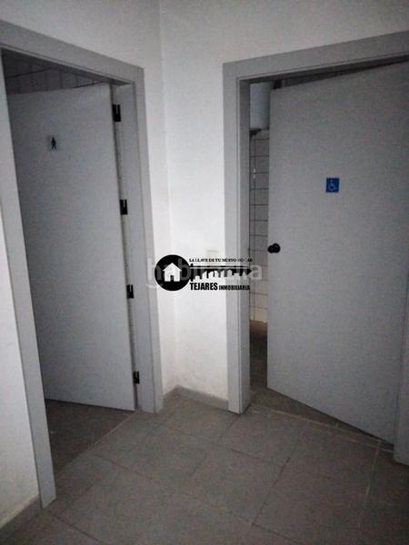 Foto 1c22887a-eaa2-450f-9295-fe9e7f57f18a. Alquiler local comercial inmobiliaria tejares alquila amplio local comercial, zona franciscanos en Albacete