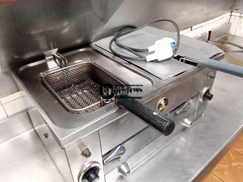 Foto d399930f-e616-4266-921d-ea1449c4dbcf. Alquiler local comercial inmobiliaria tejares alquila bar montado en franciscanos en Albacete