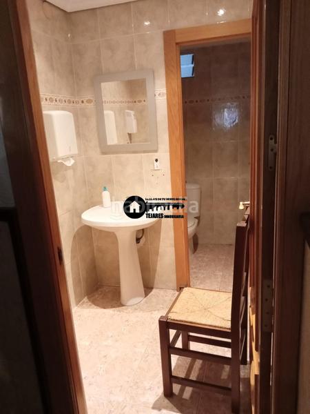 Foto e0e7c81e-6ae0-4657-bf02-19d563697d73. Lloguer local comercial a Ensanche - Franciscanos Albacete