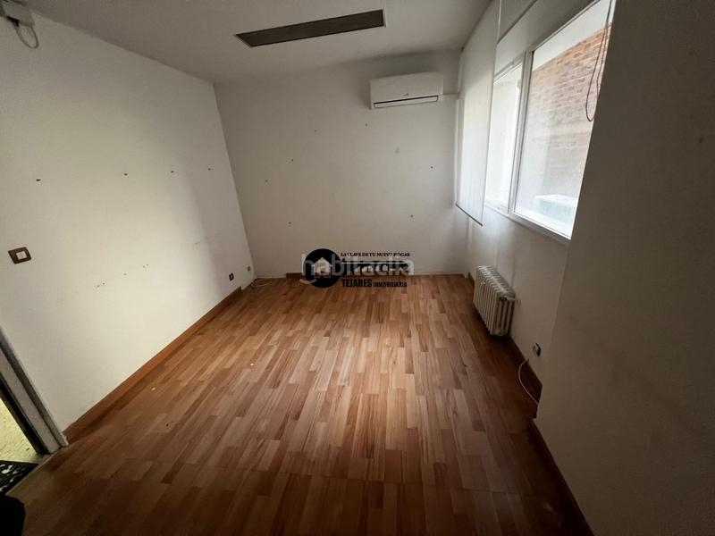 Foto 664ef1e6-82e4-41a5-9b91-bbb5ade80411. Bureau avec chauffage dans Centro Albacete