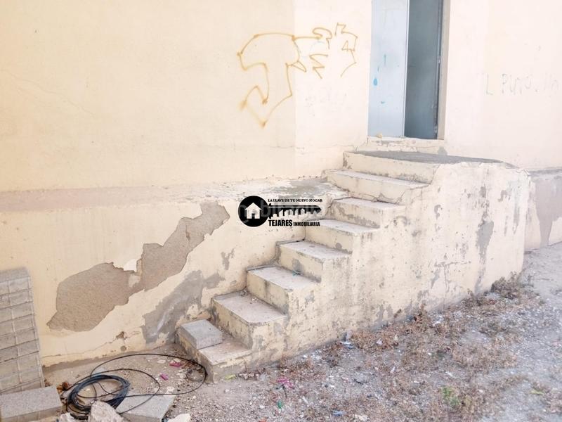 Foto f21cc33e-66a2-49ee-b20a-2ebc5122612a. Location local commercial dans Estación Albacete