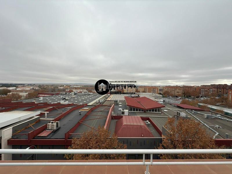 Foto 7da5f83c-4f62-4a64-b66a-1ffbc8e14dab. Ático inmobiliaria tejares vende ático zona centro carretas en Albacete