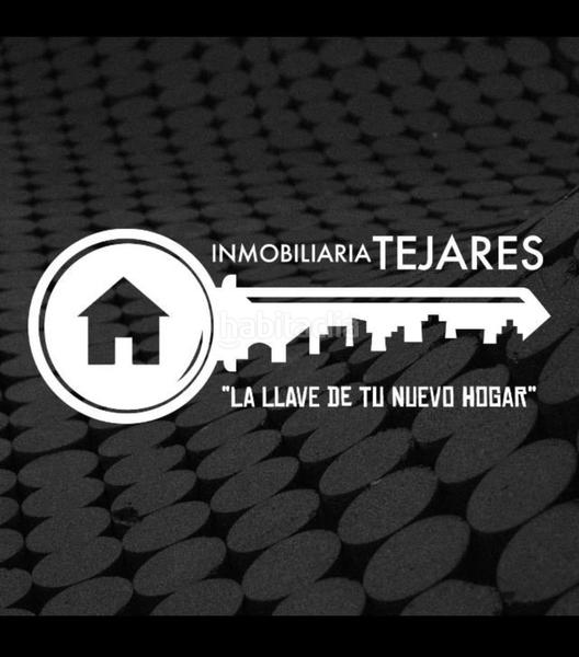 Foto 375e7239-a023-4696-b2d8-4e79d335388b. Parking voiture dans Imaginalia - Llanos del Águila Albacete