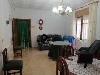 Casa a Valdeganga. Inmobiliaria tejares vende casa en valdeganga