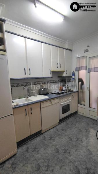 Foto 4770c782-7ecb-4024-98c1-cf8cb862b563. Piso inmobiliaria tejares vende piso amplio zona El Pilar en Albacete
