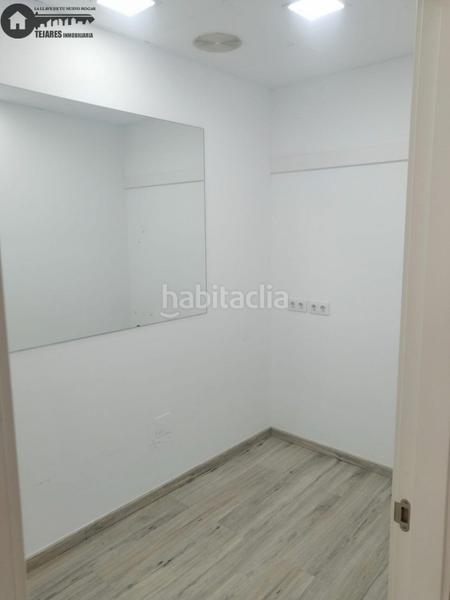 Foto 5ed073a6-b067-4801-b635-ab128a558ad9. Alquiler local comercial inmobiliaria tejares alquila local comercialzona centro catedral en Albacete
