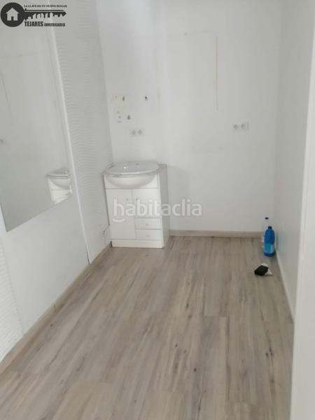 Foto d28c41ce-db30-4e6f-a360-4194f6de4da3. Alquiler local comercial inmobiliaria tejares alquila local comercialzona centro catedral en Albacete