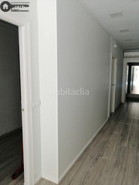 Foto 6a734f63-9dc4-42d7-8185-964516f961e1. Lloguer local comercial a Feria Albacete