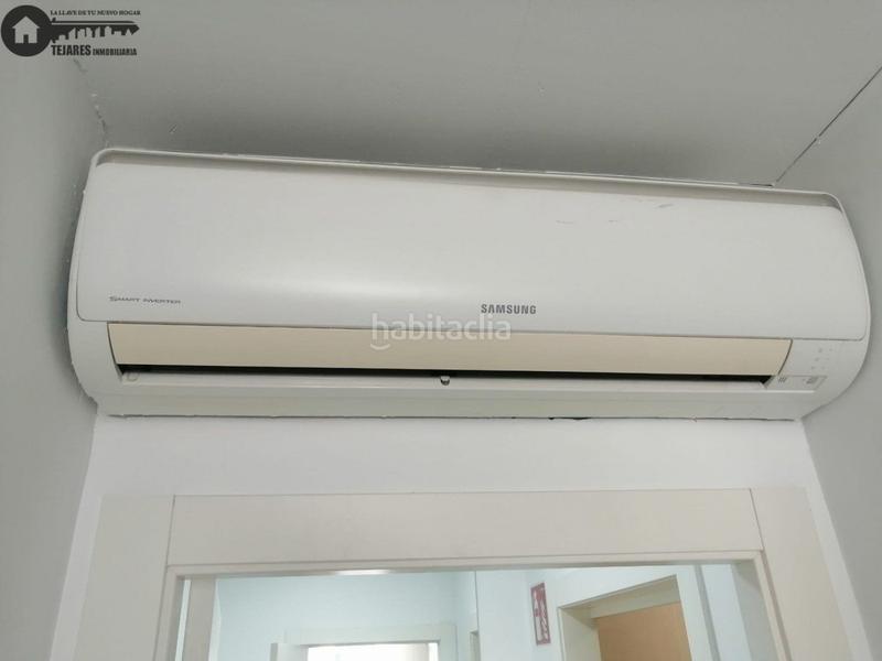 Foto 0583f30f-cd83-4fc9-bcaf-6c2ba482bfbf. Rent business premise in Feria Albacete