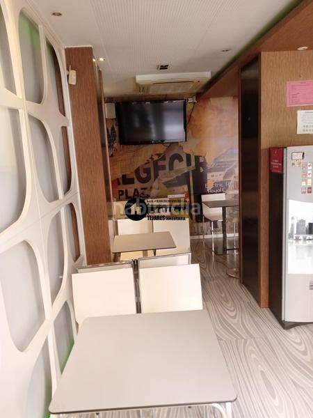 Foto 5eb11f12-b2ac-40dc-b481-53bbd8c90035. Rent business premise in Ensanche - Franciscanos Albacete