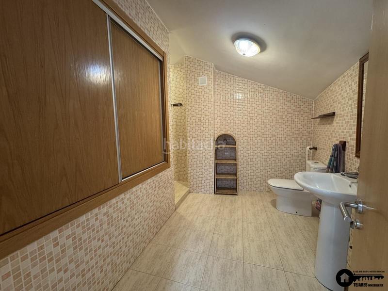 Foto 33c07a1e-0147-4950-8db7-76a9c579c7af. Ático inmobiliaria tejares alquila ático duplex zona carrefour en Albacete