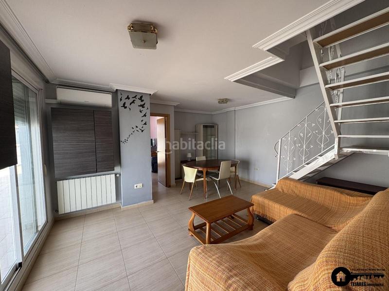 Foto babb66f8-2e59-497e-bfb5-aecbf80b8e51. Ático inmobiliaria tejares alquila ático duplex zona carrefour en Albacete