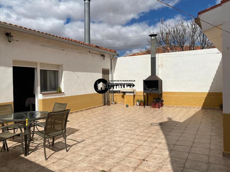 Foto 091b4b28-5ea2-4500-bc06-8c8a1290a0f3. Casa amb aparcament a Pozohondo