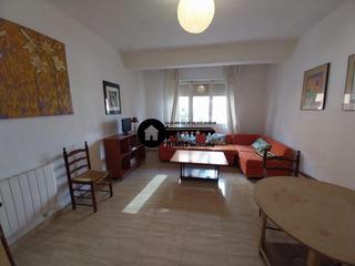 Piso en Ensanche - Franciscanos. Inmobiliaria tejares vende piso con patio en calle rosario