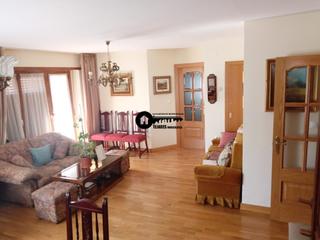 Miete Etagenwohnung in Centro. Inmobiliaria tejares   alquila excelente piso en zona abelardo s