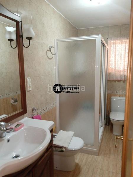 Foto 60a3d0a5-8b34-4a57-9cc8-39c69485cb51. Alquiler piso inmobiliaria tejares alquila excelente piso en zona abelardo sanchez.avenida españa a estudiantes y trabajadores en Albacete