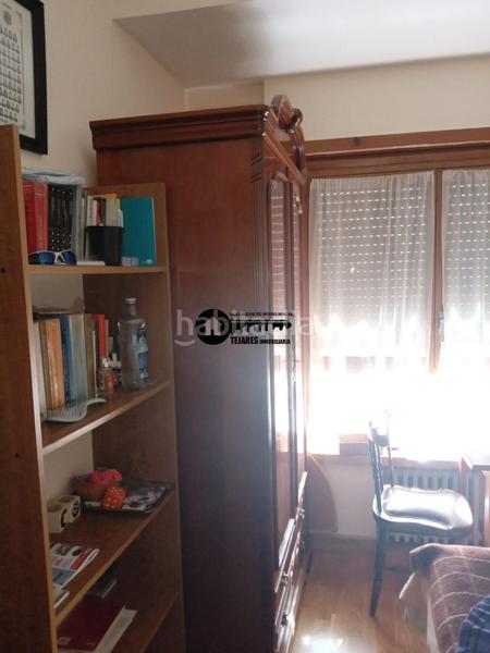 Foto be8df512-1a9e-44fc-adca-84a8881644fe. Alquiler piso inmobiliaria tejares alquila excelente piso en zona abelardo sanchez.avenida españa a estudiantes y trabajadores en Albacete