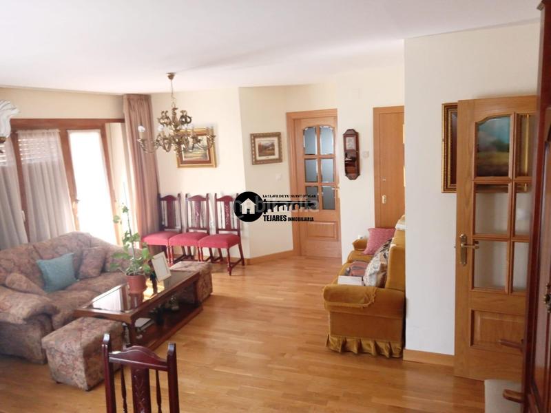 Foto dfa600d6-14eb-4fc6-aceb-c6f9975b2ac9. Alquiler piso inmobiliaria tejares alquila excelente piso en zona abelardo sanchez.avenida españa a estudiantes y trabajadores en Albacete