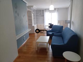 Piso en Carretas - Pajarita. Inmobiliaria tejares vende estupendo piso en plaza de carretas