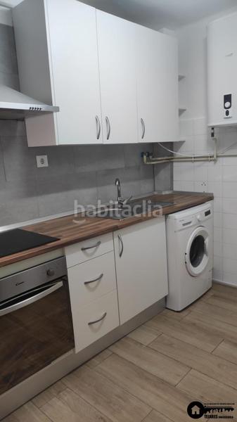 Foto 22c3a618-47b4-48ac-a919-46974249edf1. Alquiler piso inmobiliaria tejares alquila piso para estudiantes o trabajadores zona avenida españaHospital en Albacete