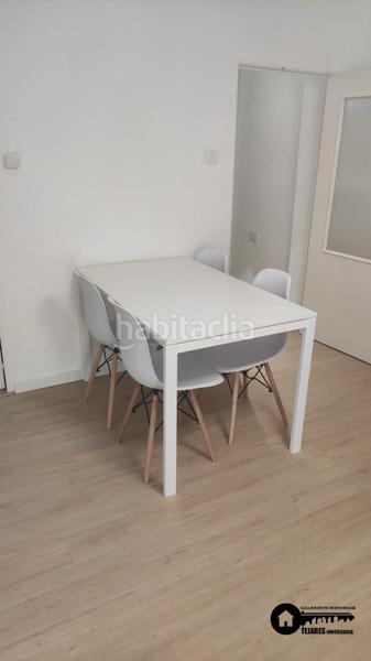 Foto 5a2f3c13-bd14-4b61-9bae-f9a48993550a. Alquiler piso inmobiliaria tejares alquila piso para estudiantes o trabajadores zona avenida españaHospital en Albacete
