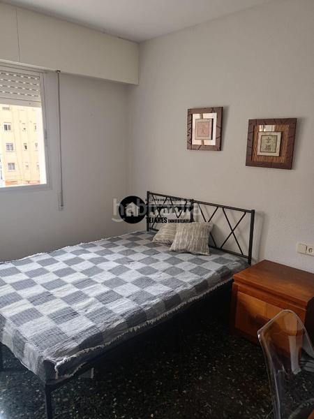 Foto 2e5bf059-d815-457b-aa72-f62ece19a0ee. Rent flat with heating in Centro Albacete