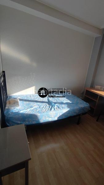 Foto f825f33e-ee57-429d-b764-248dd89d99ee. Rent flat with heating in Hospital Albacete