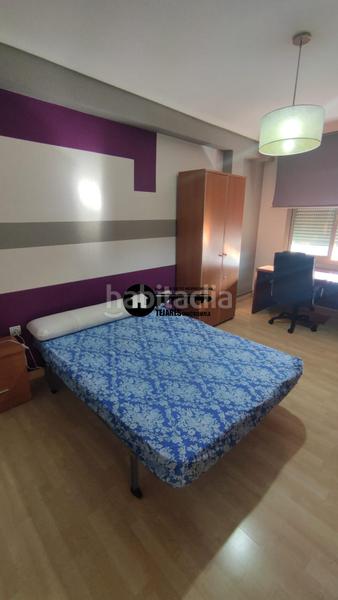 Foto f8c34b0f-5b52-4833-9c89-bb86f3bb9353. Rent flat with heating in Hospital Albacete